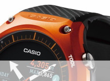 Lo smartwatch Android Wear di Casio arriva in Italia a 499€